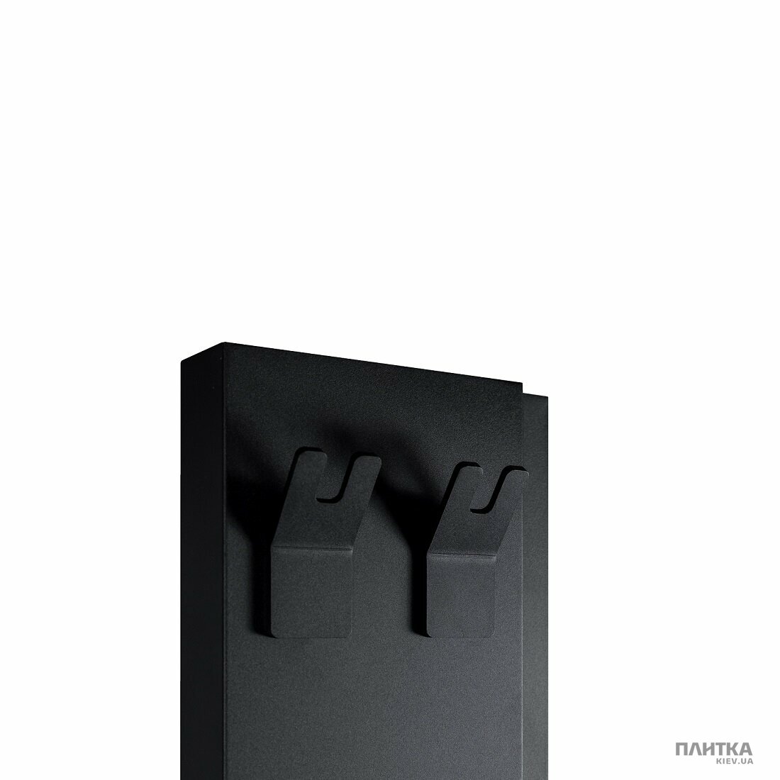 Рушникосушка Deweit Whole Wall 1266 Радіатор електричний Whole Wall, з тримачем для рушників та халатів, колір чорний мат чорний