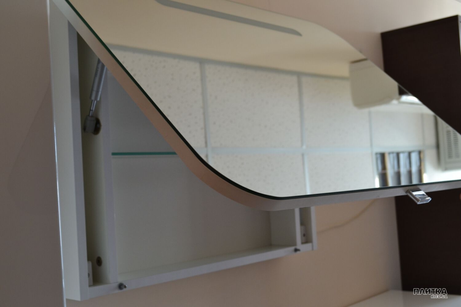 Дзеркало для ванної Ювента Prato Pr M-80 80 см білий