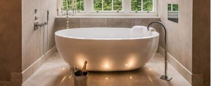 Окремо розташовані ванни. 10 яскравих прикладів дизайну.